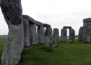 Stonehenge - TravelEngland